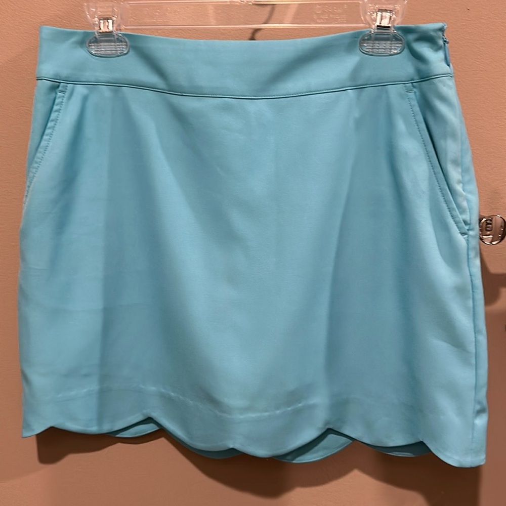 Vineyard vines golf skirt Sz 6 blue scallop solid Ships quickly! EUC